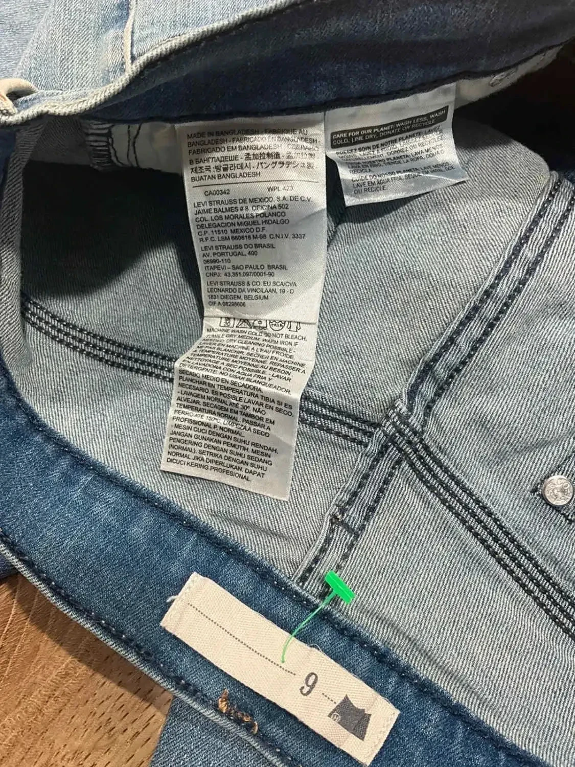 Short Levi's Taille 6 W28 Vintage Coton Bleu Slv 021 – photo 10